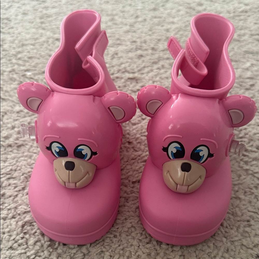 BRAND NEW IN THE BOX- Mini Melissa Pink Bear Rain Boots